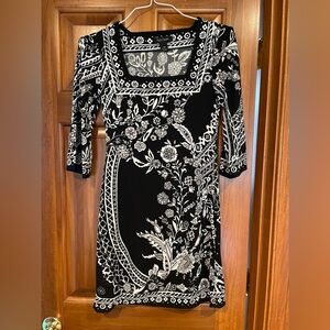 WHBM White House Black Market Sz XS Black White Grey Floral Dress
